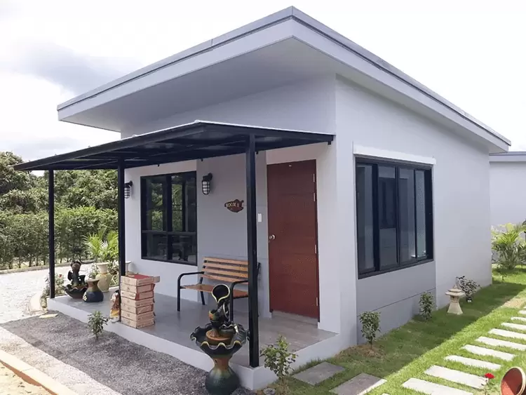 Mẫu nhà cấp 4 nông thôn mang hướng thành thị nhưng vẫn giữ được vẻ ngoài tinh tế, đậm chất làng quê.