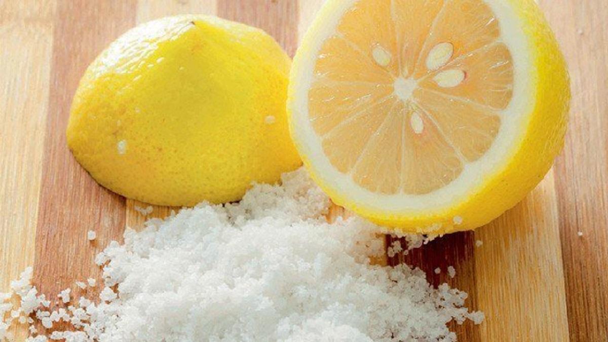 Chanh chứa hàm lượng acid cao hỗ trợ tốt trong việc khử mùi gỗ công nghiệp mới.